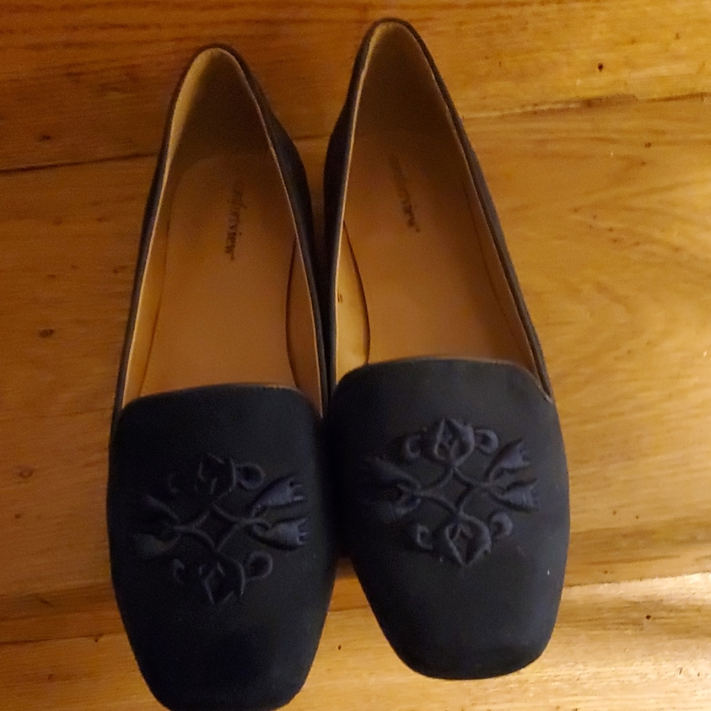 Womens shoes